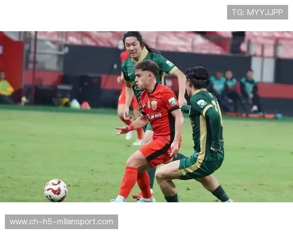 中超焦点战上海海港三球击退浙江王燊超世界波闪耀稳居榜首 中超焦点战上海海港三球击退浙江王燊超世界波闪耀稳居榜首