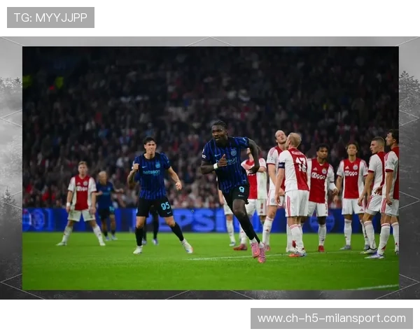 巴黎的夜空黯淡:欧冠之殇,拜仁奏凯,迪亚斯闪耀 巴黎的夜空黯淡:欧冠之殇,拜仁奏凯,迪亚斯闪耀