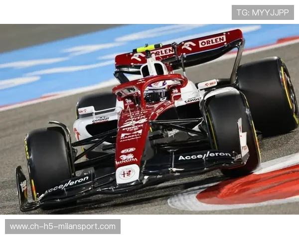 F1巴林大奖赛汉密尔顿登顶,再度证明实力,f1巴林站比赛结果 F1巴林大奖赛汉密尔顿登顶,再度证明实力,f1巴林站比赛结果