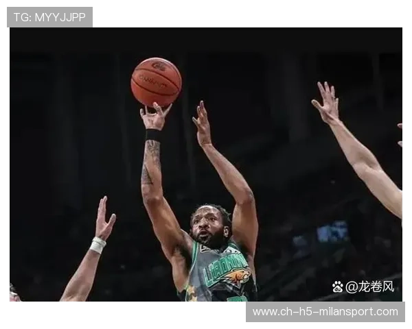 CBA 球员的远投技巧让比赛进入高潮