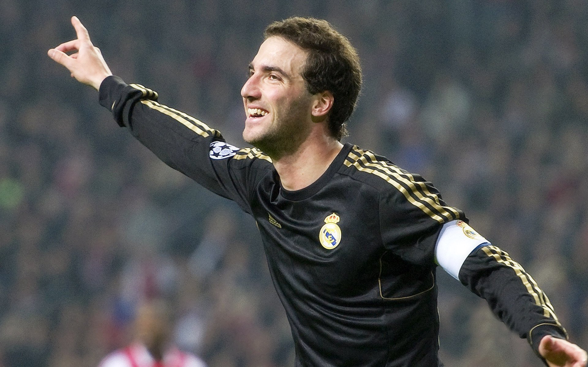 德甲球队神经反馈技术促进专注力和反应速度提升,神经反馈机制