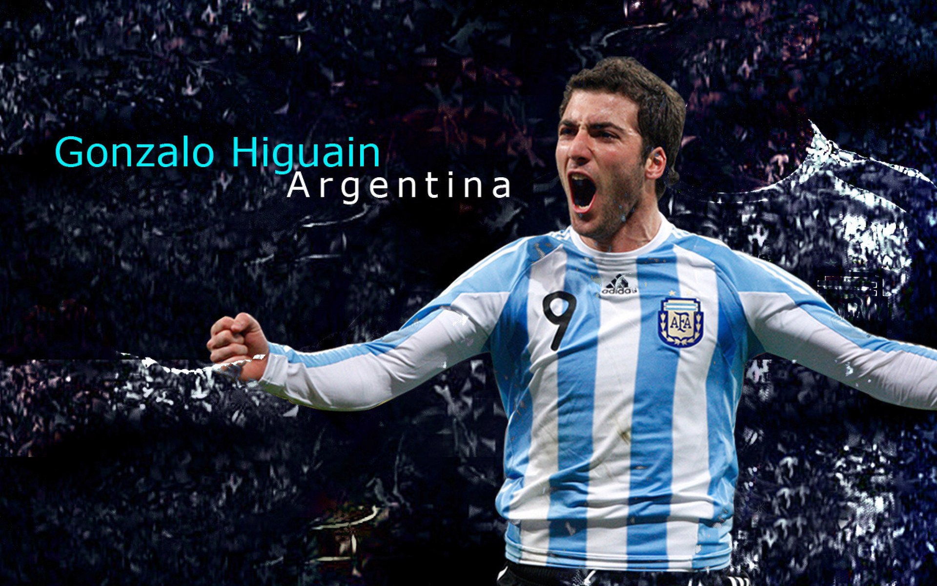 战术多变增加对手压力，战术调整