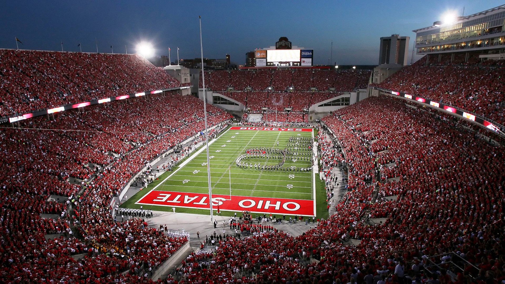 战术风格逐步过渡至“快、小、灵”